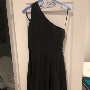 One-shoulder Black bridesmaid dress.